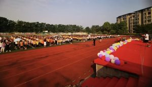 生命傲然怒放 新荷绽露笑脸——钱塘小学2022年秋期开学典礼暨一年级新生入学礼
