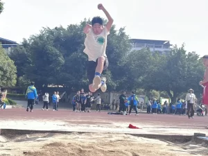 逐梦赛场 助力七运——钱塘小学举行第33届田径运动会
